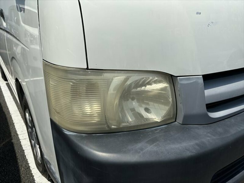 HIACE COMMUTER