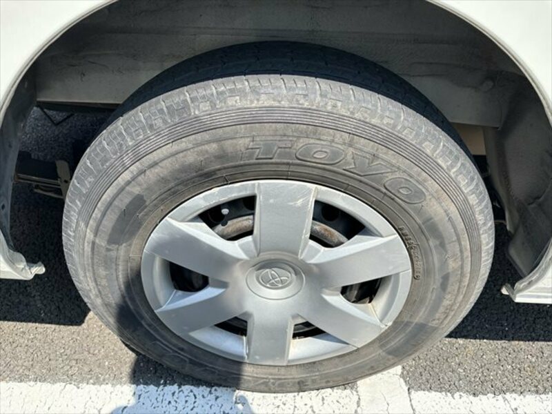 HIACE COMMUTER