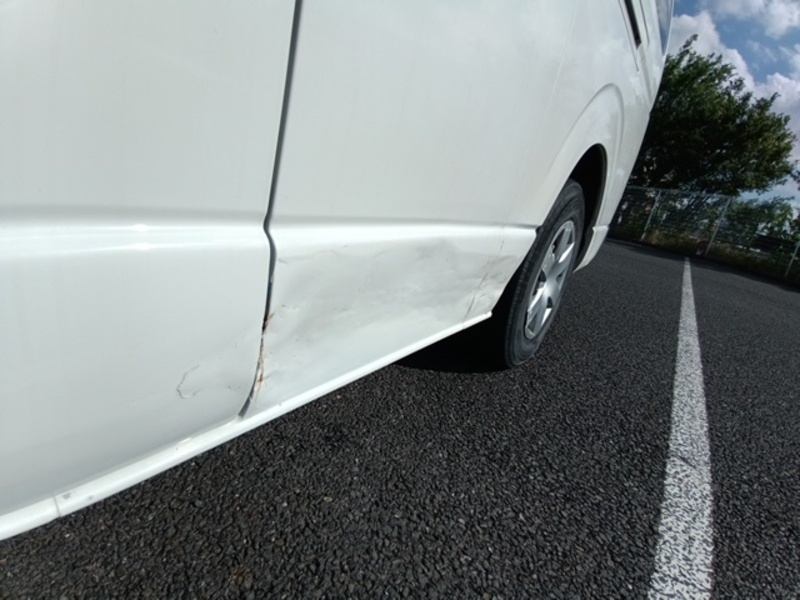 HIACE COMMUTER