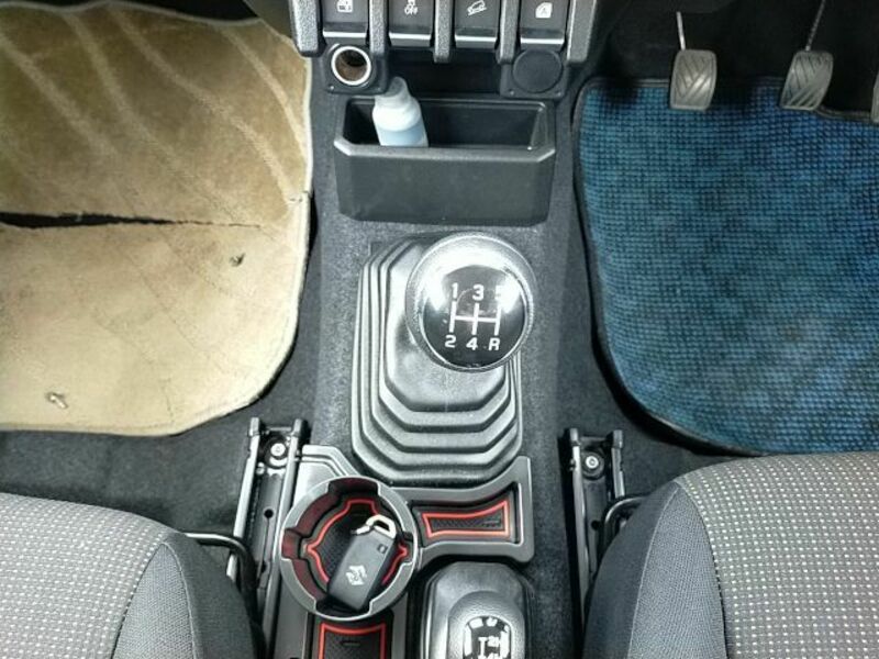 JIMNY SIERRA