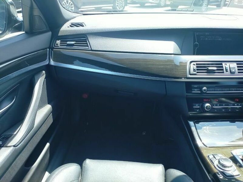 5 SERIES