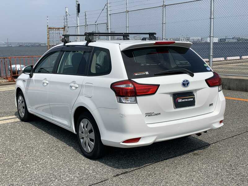 COROLLA FIELDER