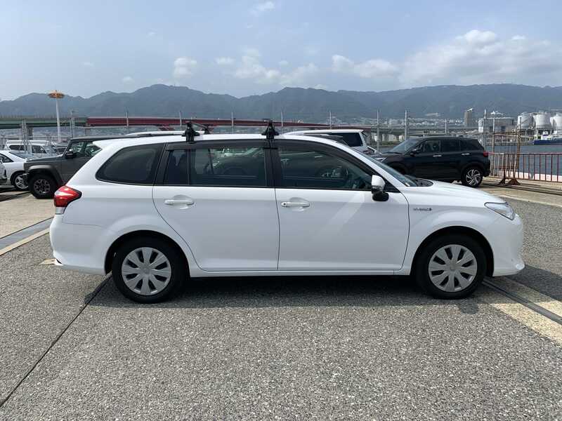 COROLLA FIELDER