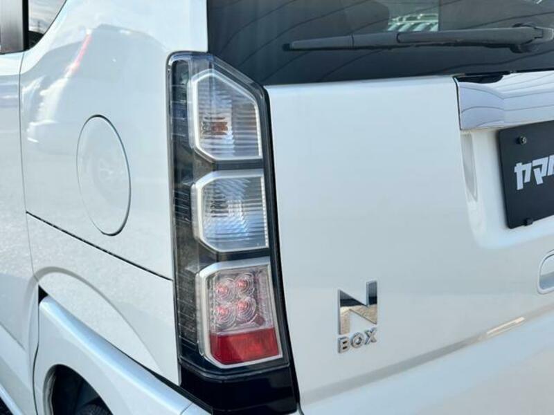 N BOX