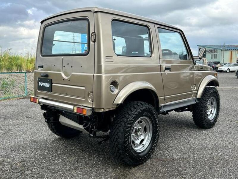 JIMNY SIERRA