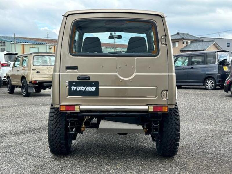 JIMNY SIERRA