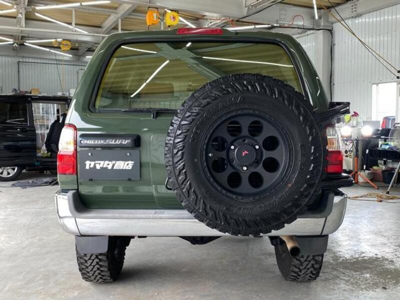 HILUX SURF