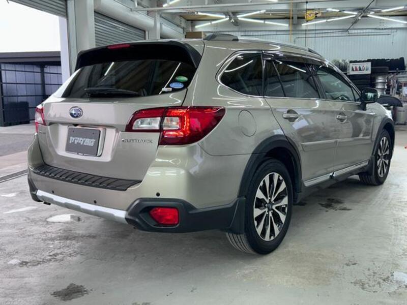 LEGACY OUTBACK