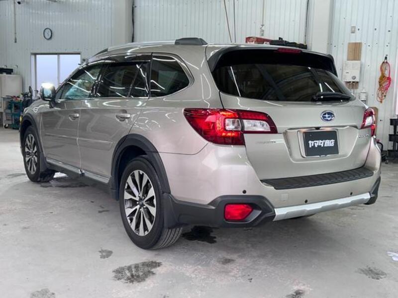 LEGACY OUTBACK