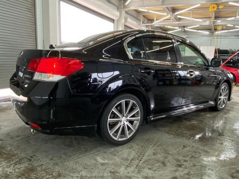 LEGACY B4