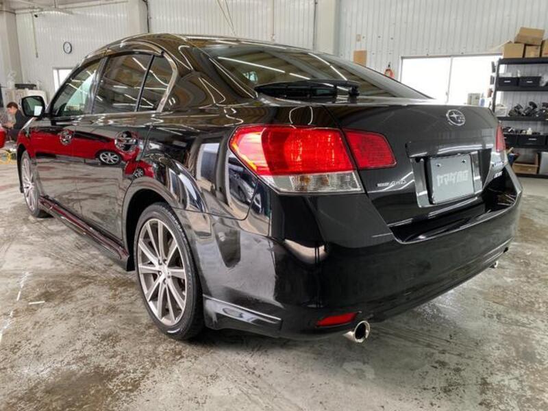 LEGACY B4