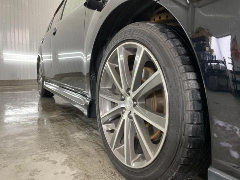 LEGACY B4