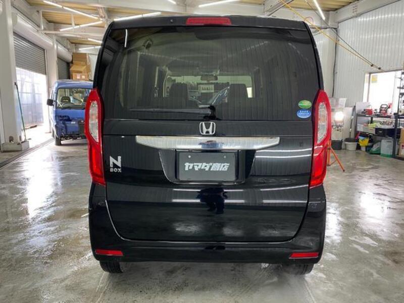 N BOX