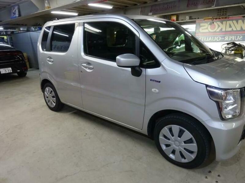 WAGON R