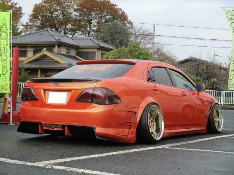 CROWN