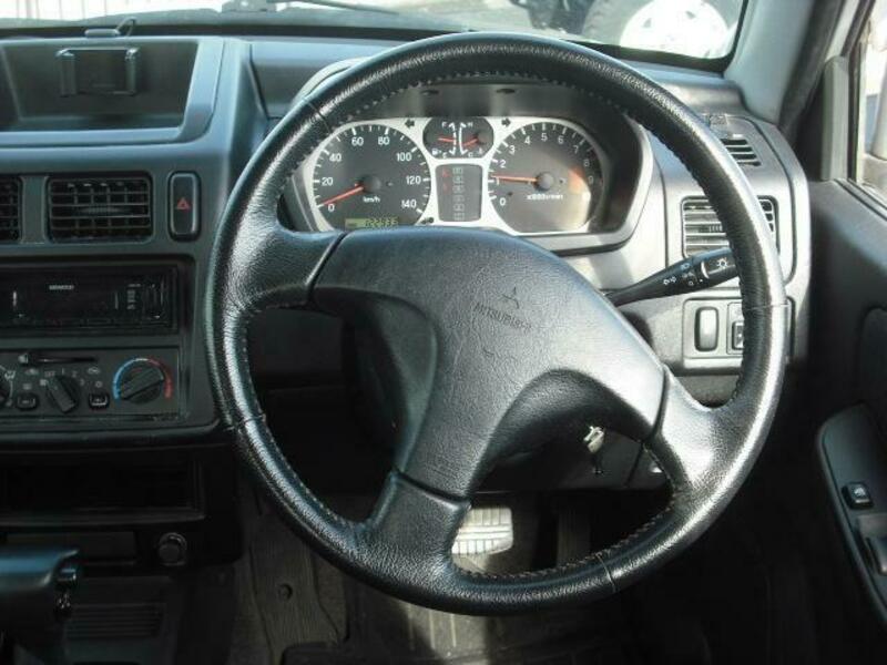 PAJERO MINI