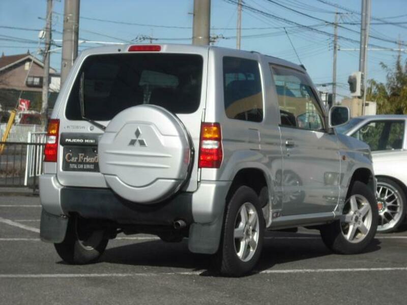 PAJERO MINI