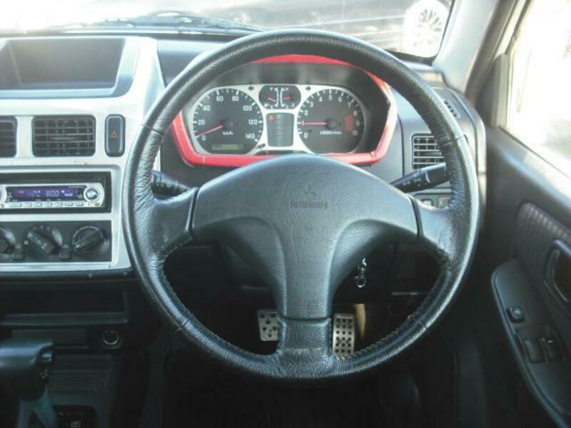 PAJERO MINI