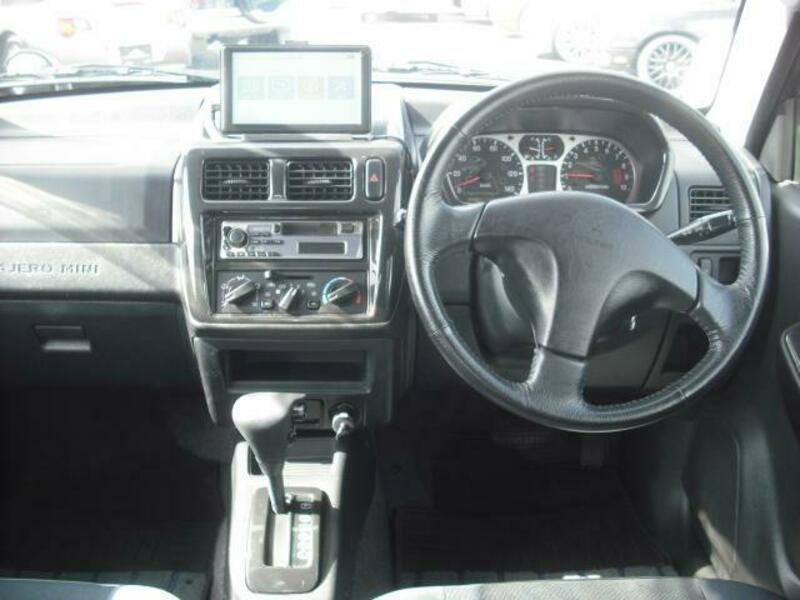 PAJERO MINI