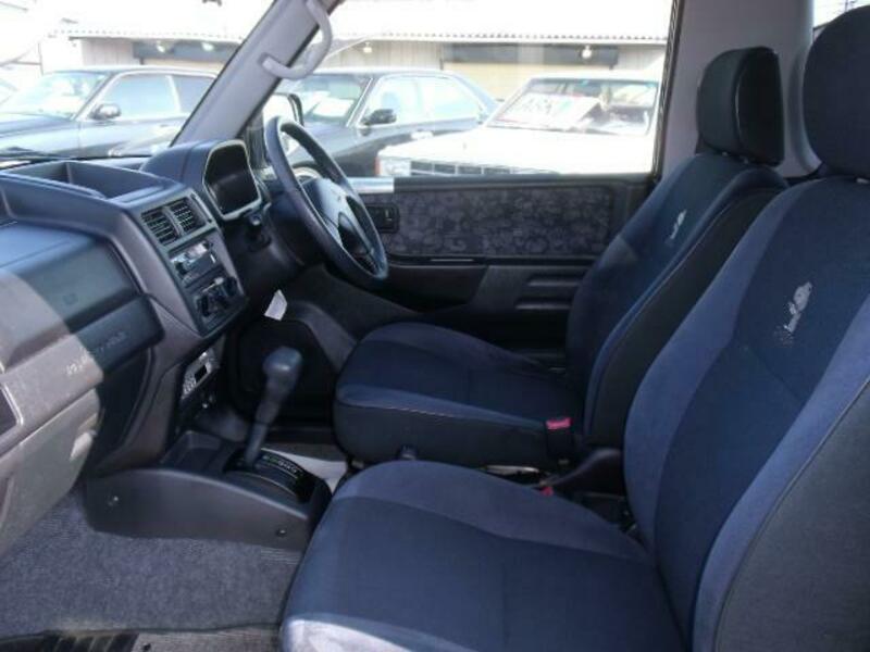 PAJERO MINI