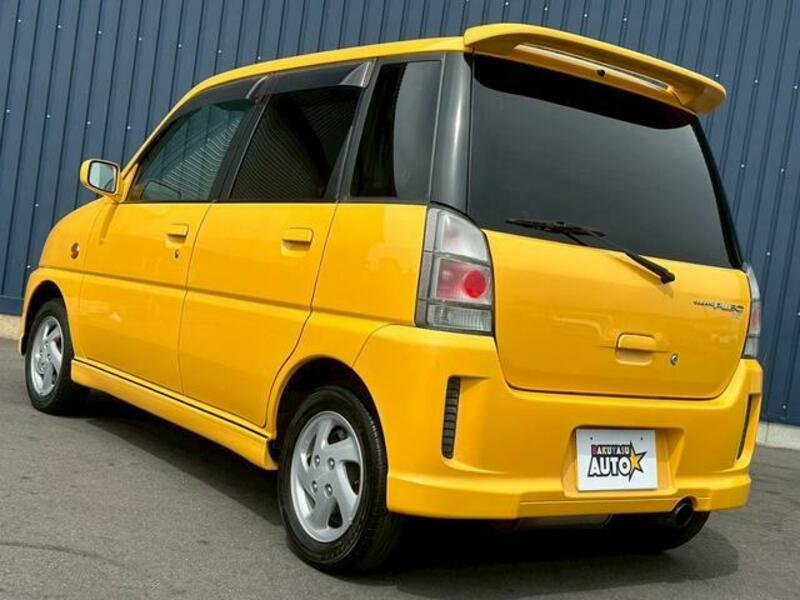 PLEO
