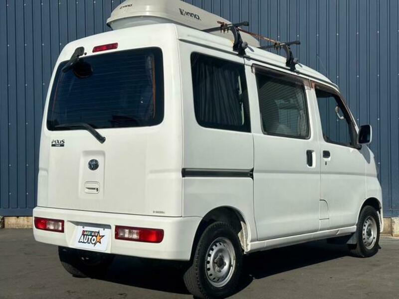 PIXIS VAN