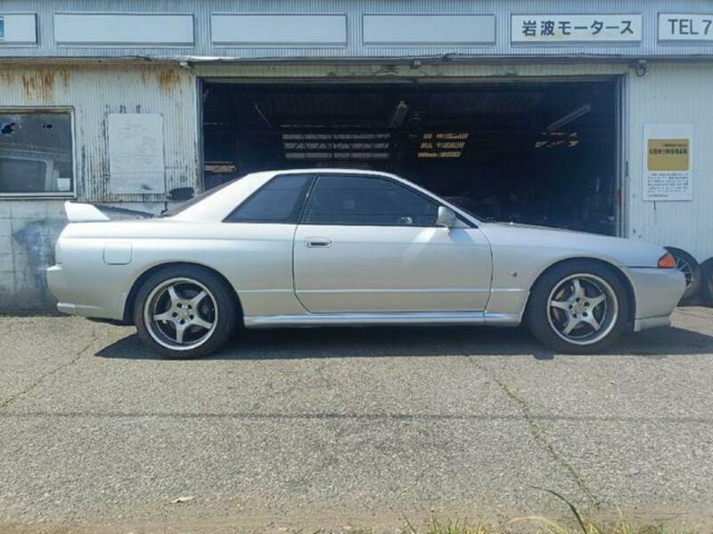 SKYLINE
