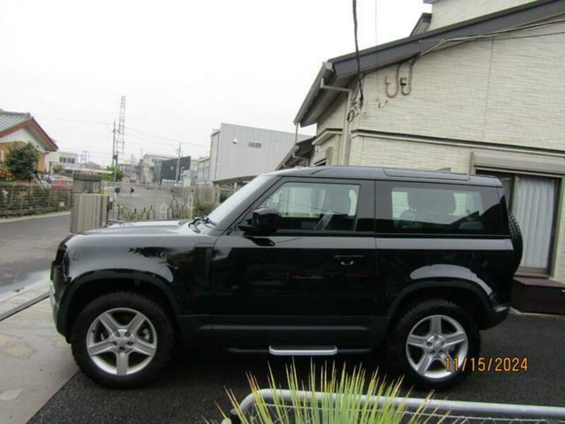 DEFENDER