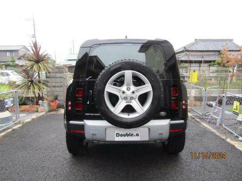 DEFENDER