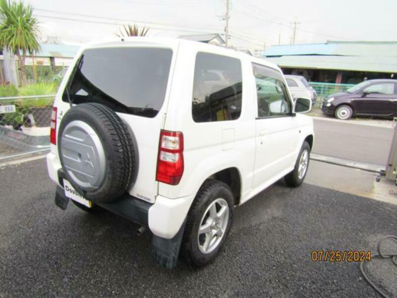 PAJERO MINI