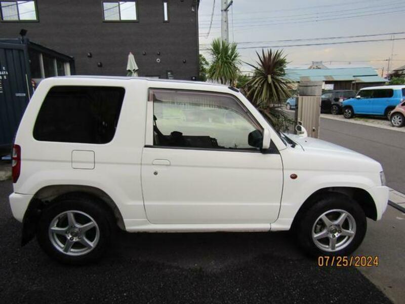 PAJERO MINI