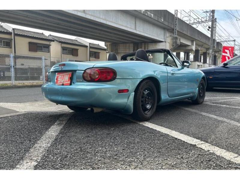 ROADSTER