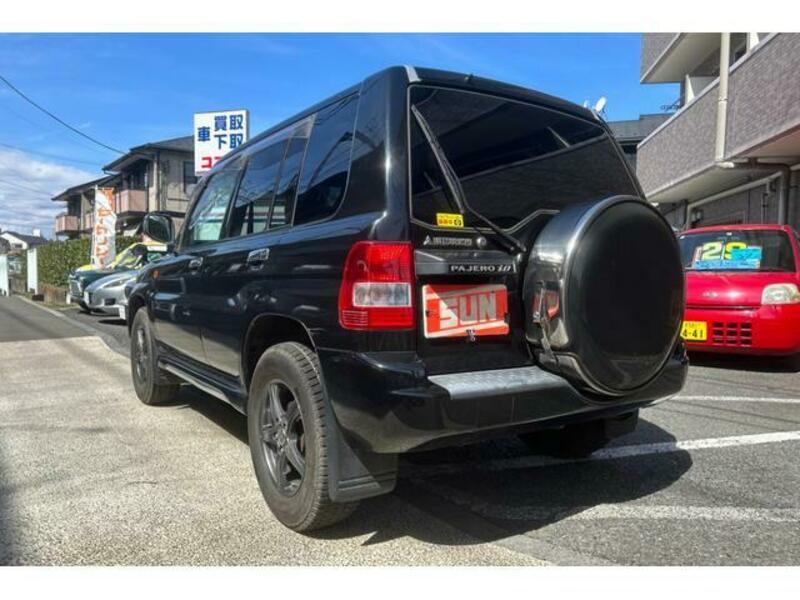PAJERO IO