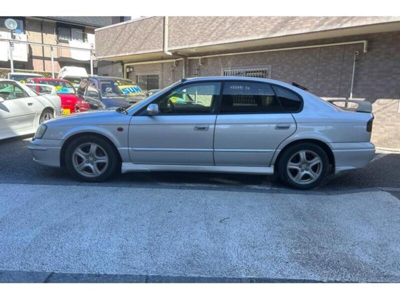 LEGACY B4