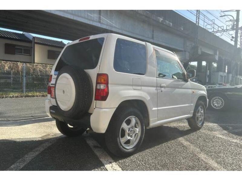 PAJERO MINI