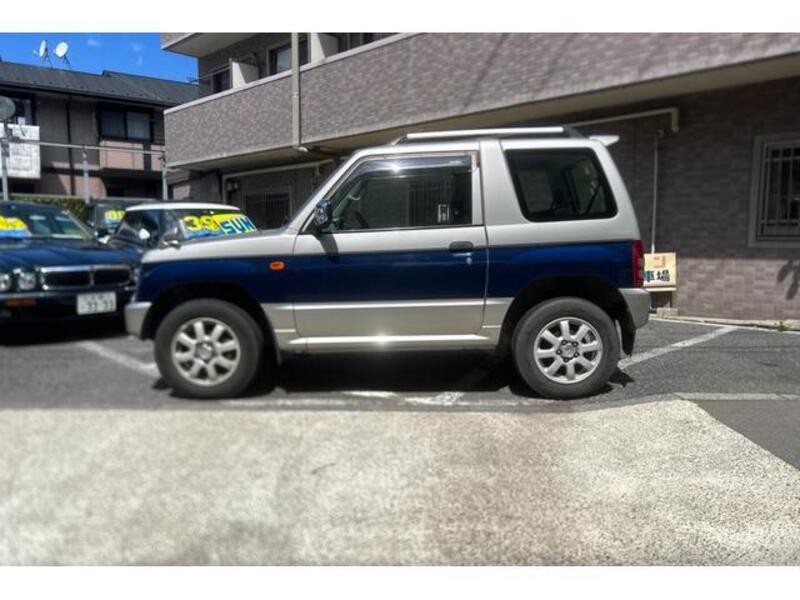 PAJERO MINI