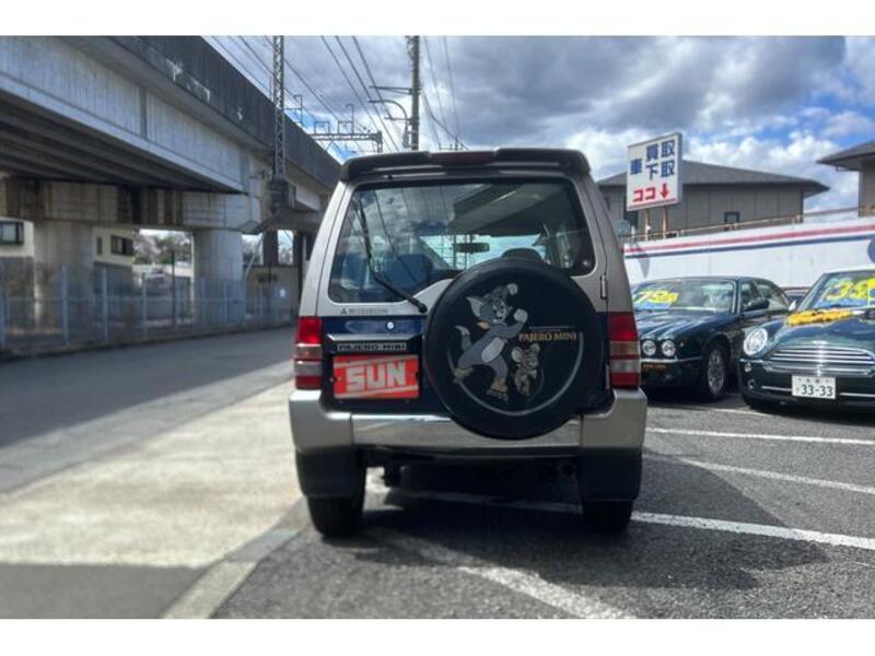 PAJERO MINI