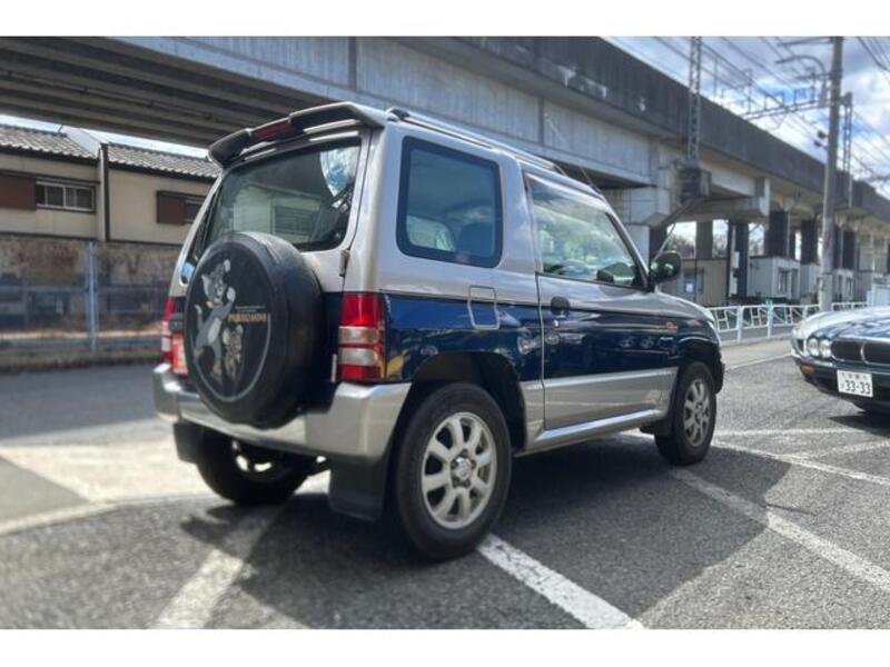PAJERO MINI
