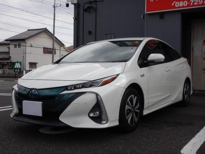 PRIUS PHV