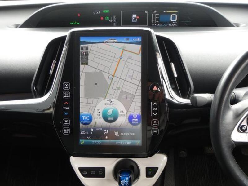 PRIUS PHV