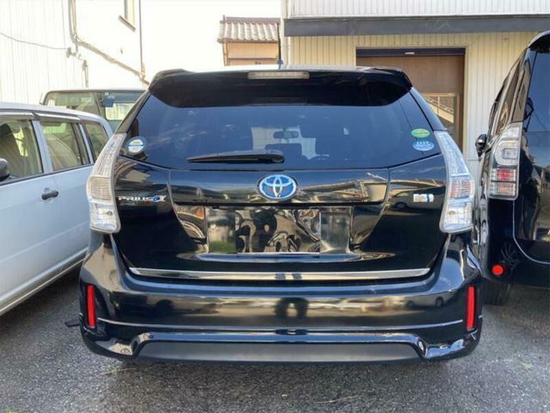 PRIUS ALPHA