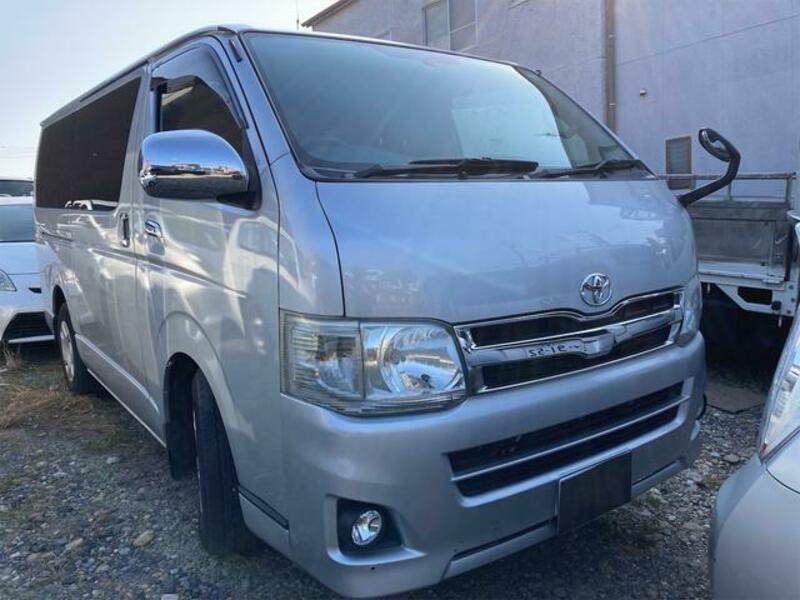 HIACE VAN