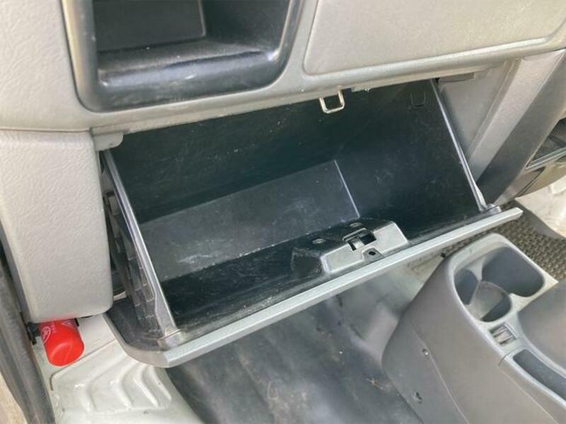 MINICAB VAN