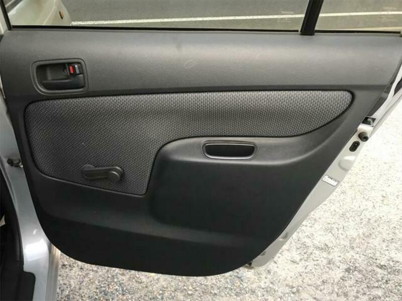 SUCCEED VAN