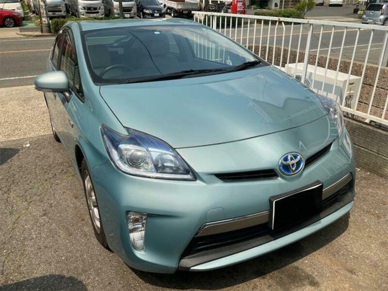 PRIUS PHV