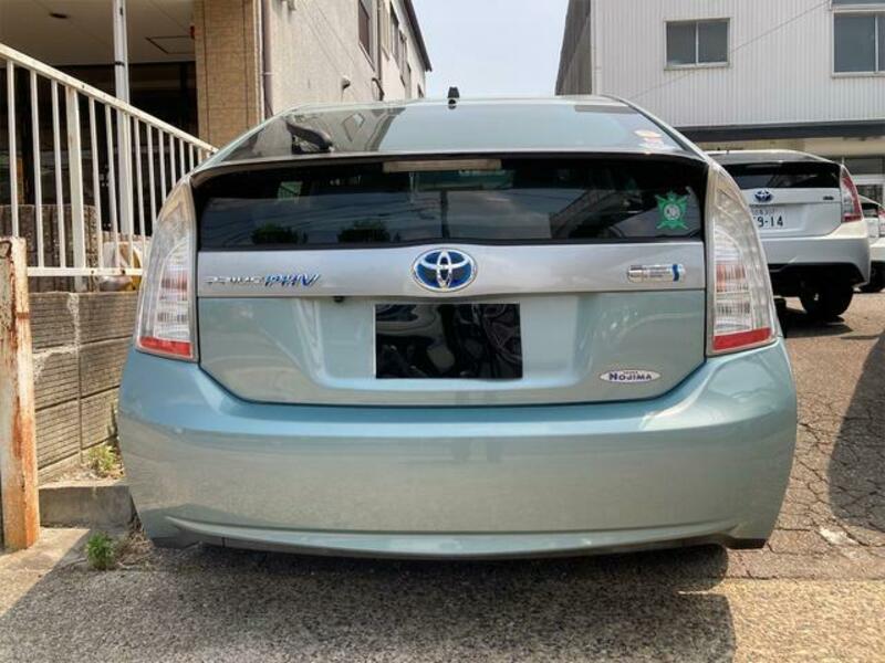 PRIUS PHV