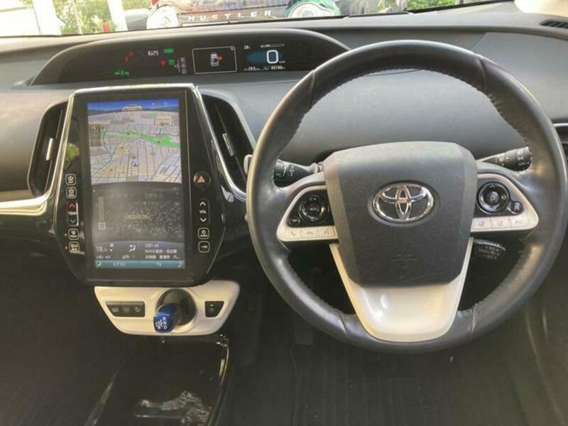 PRIUS PHV