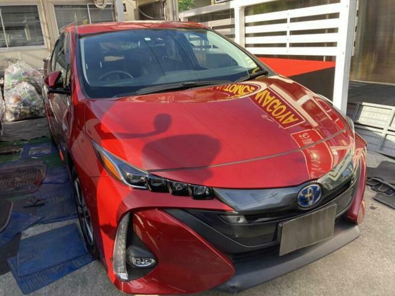 PRIUS PHV