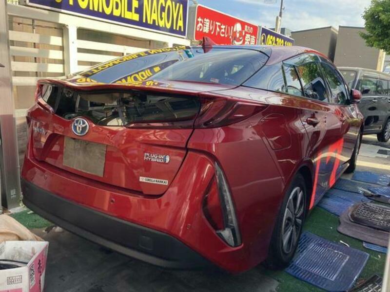 PRIUS PHV