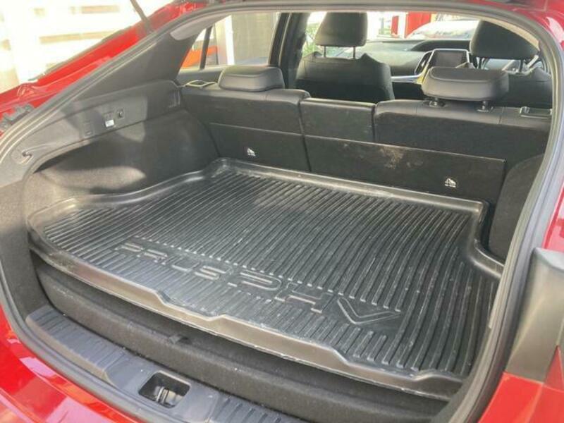 PRIUS PHV